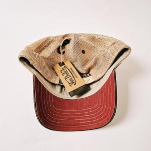 Gorra Von Dutch estilo vintage Y2K roja y azul lavada / Gorra trucker Von Dutch. Completamente nueva con etiquetas. imagen 4