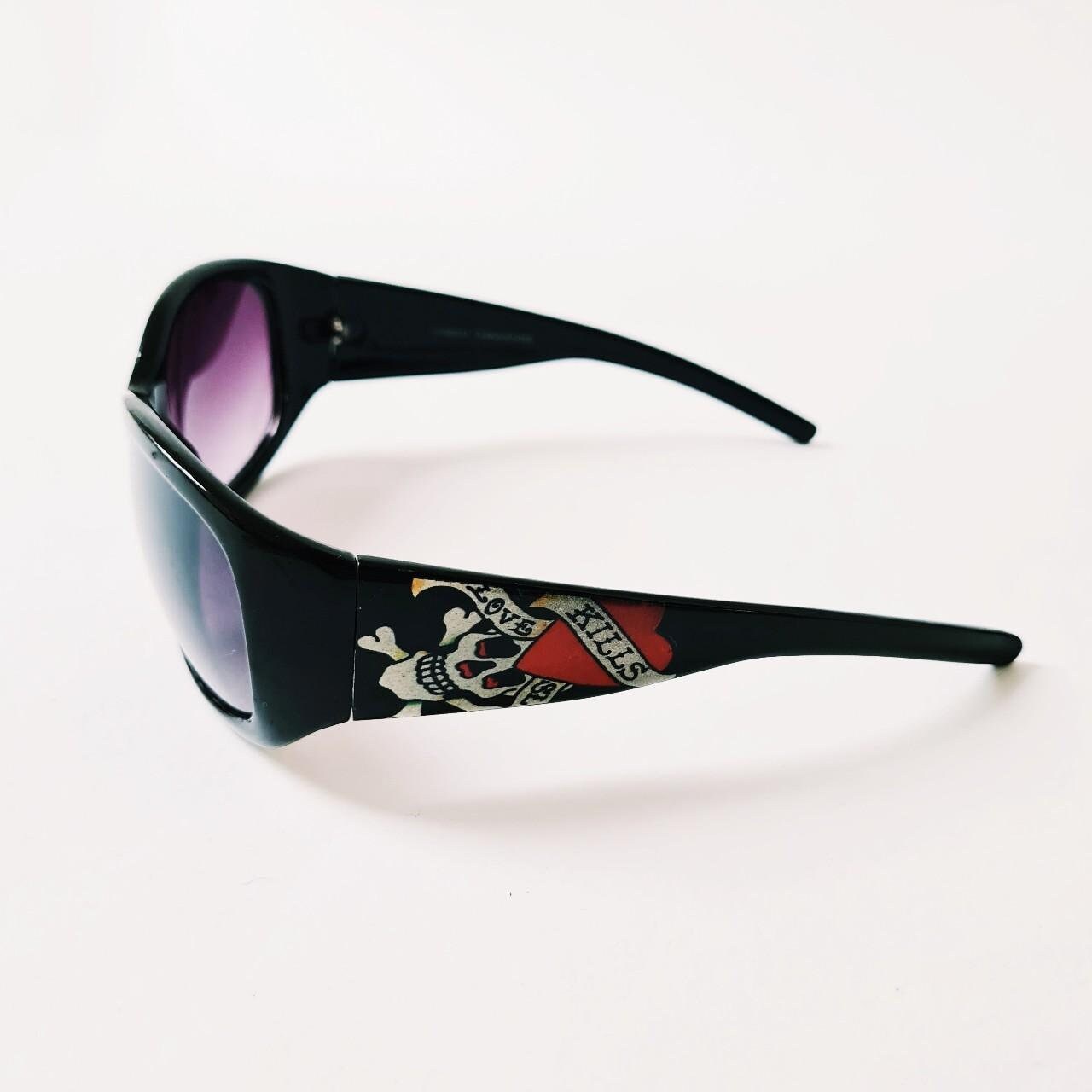 Ed Hardy Black Sunglasses Skull Las Vegas Stain Glass EHT906 Tattoo‎ Eyewear Y2K Vintage Y2K UNISEX Oversized Black Tinted Ed Hardy  main image 4