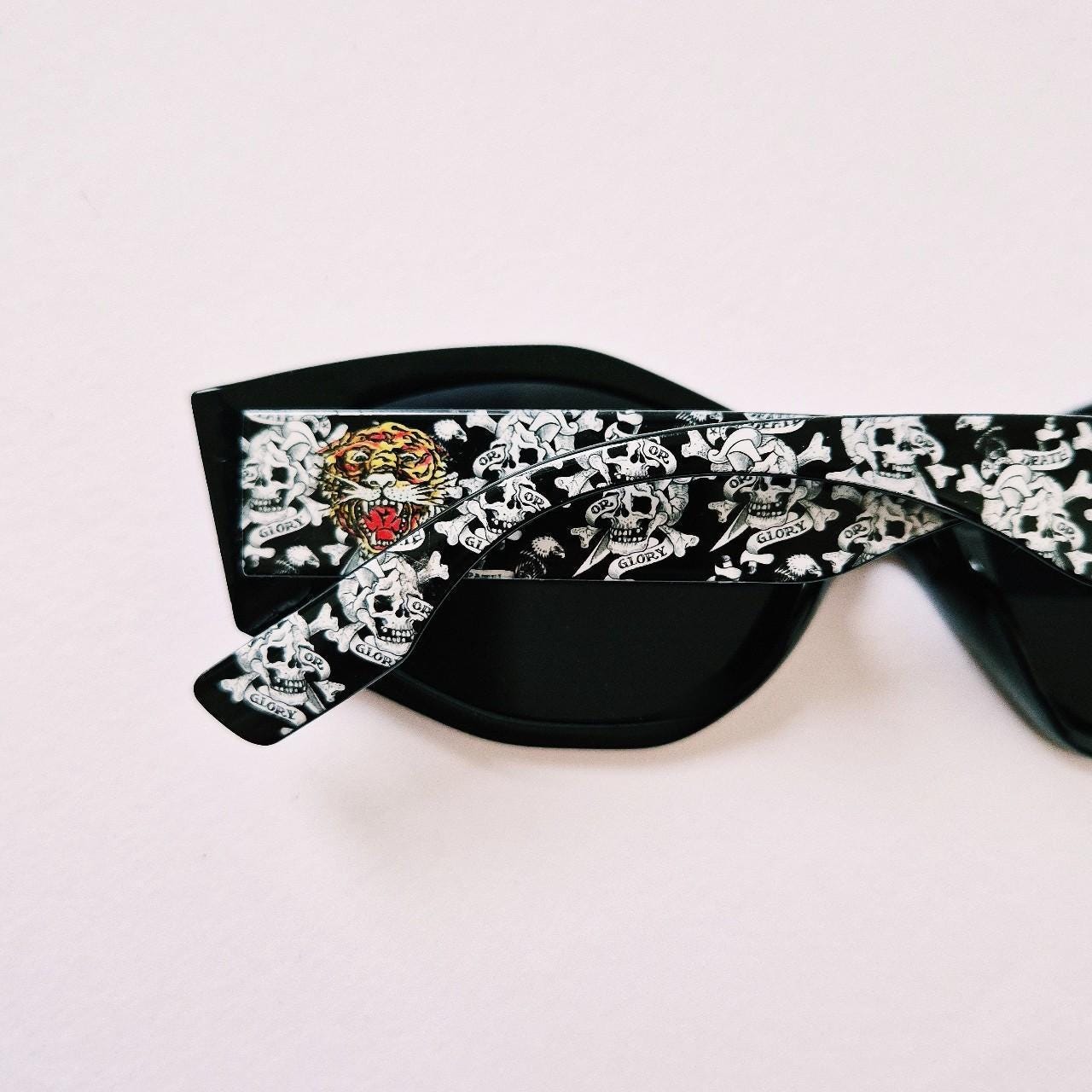 Ed Hardy Black Wraparound Sunglasses with Tattoo-Inspired Accents Ed Hardy Shield Sunglasses – Cross Detail Iconic early-2000s  main image 4