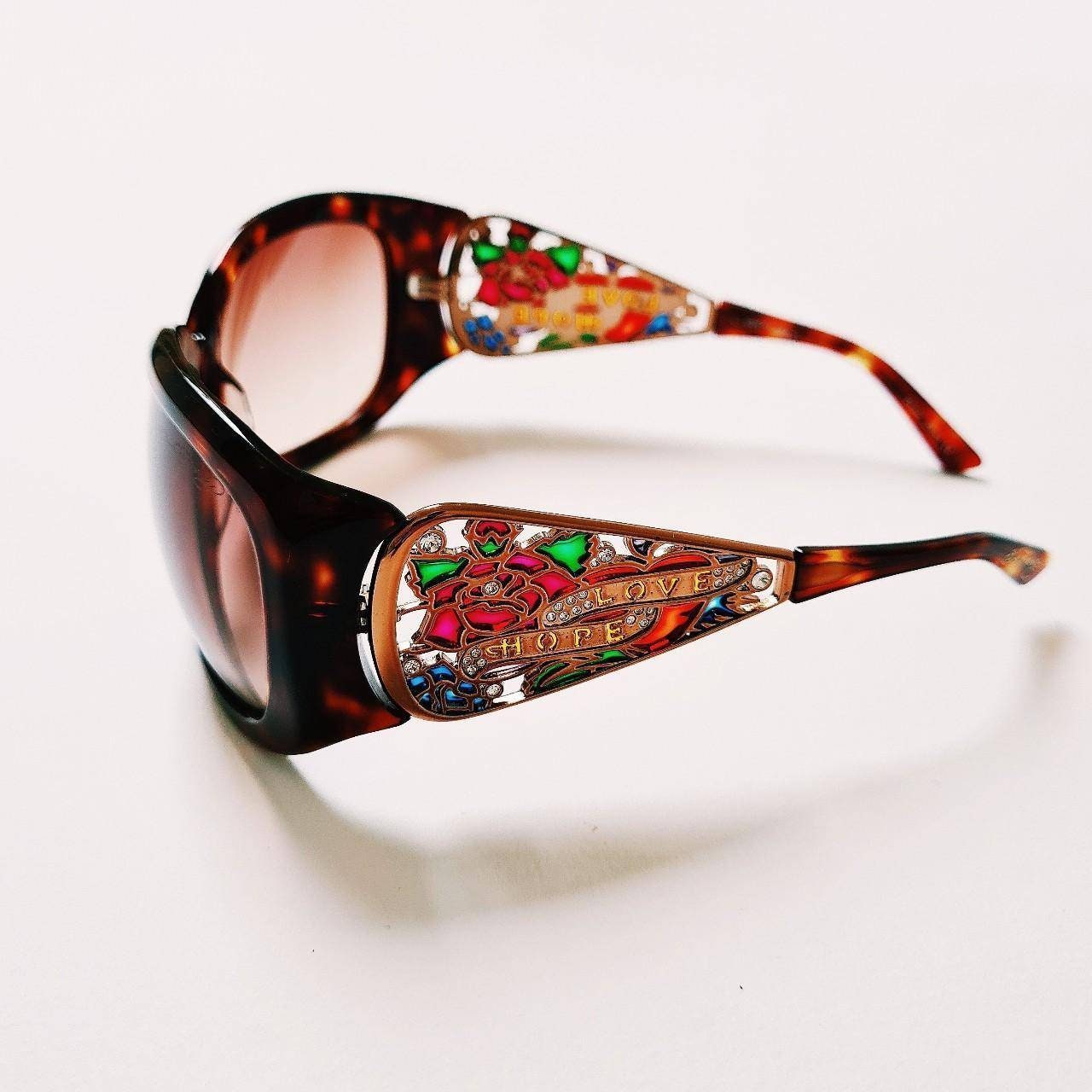 Ed Hardy 8012 Sunglass Ed Hardy Rose Shield Sunglasses - White/Pink | Fashion Nova main image 3