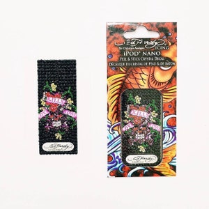 Pegatina de diamante "Love Kills Skull Heart Slowly" de Ed Hardy, completamente nueva, de Deadstock, año 2000, parche de Ed Hardy, personalización de diamante.