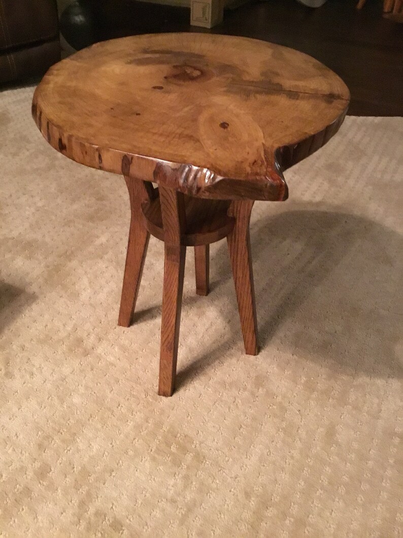Live Egde log table
