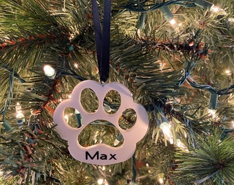 Adorno de coche con forma de pata de mascota personalizado