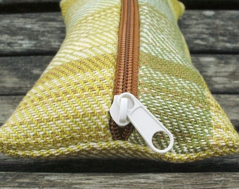 handwoven pencil case for pens and small items, green may green brown beige, linen cotton, organization in the handbag, 9.5 x 19 cm