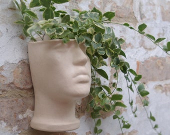 Maceta de pared con forma de cabeza de terracota / Maceta de pared beige / Maceta con forma de rostro de mujer