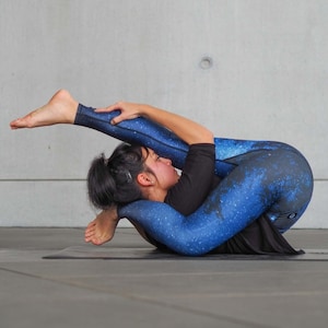Blue and Black Yoga Tights / High Waisted Milky Way Leggings /