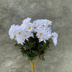 White Daisy Silk Flower Bush, Artificial, Faux, Silk Wedding Flowers 19 Tall image 3