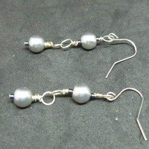 Gray Pearl Earrings