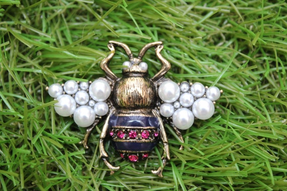 Vintage Bee Pin Bumble Bee Brooch Honey Bee Jewelry Pearl Brooch