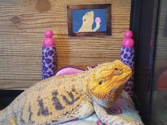 Bearded Dragon Eating Ice Cream Cone Tank Decor Reptile Art Etsy