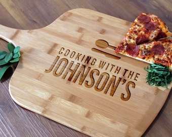 Personalized Pizza Peel, Custom Pizza Peel, Engraved Wood Pizza Peel, Housewarming Gifts, Christmas Gifts, Pizza Lovers --PZ-WOOD-Cookin