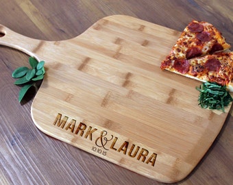 Personalized Pizza Peel, Custom Pizza Peel, Engraved Wood Pizza Peel, Housewarming Gifts, Christmas Gifts, Pizza Lovers --PZ-WOOD-MarkLaura