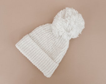 Cloud Chunky Knit Beanie - 6 colours available - NB to 12months - Baby first outfit - Photoshoot - White beanie