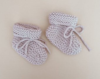 Lavender Knitted Booties - Newborn-6M - Baby Socks - Newborn Baby Announcement Outfit - Heirloom Knit Clothing -Baby Boy or Girl