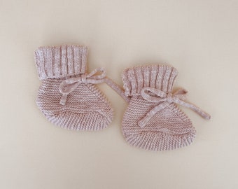 Lilac Chunky Knit Booties - Newborn-6M - Baby Socks - Newborn Baby Announcement Outfit - Heirloom Knit Clothing - Baby Girl - Knitwear