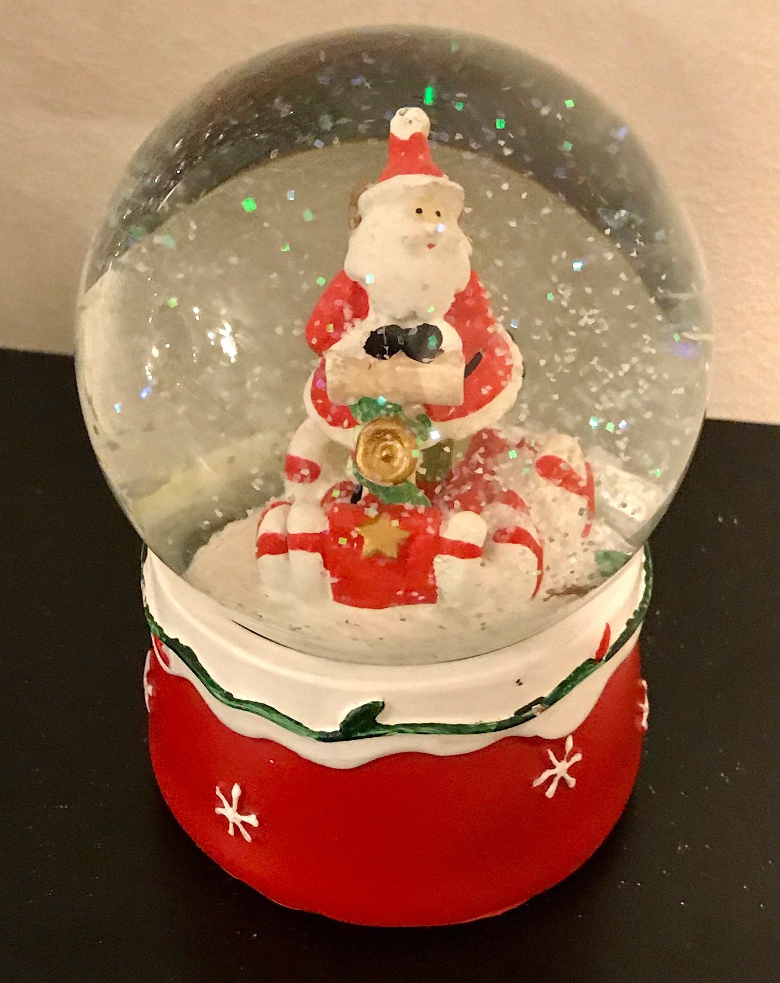 Christmas Snow Globe Glass Water Globe Featuring Santa | Etsy