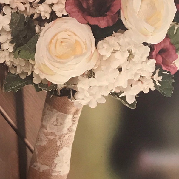 Bride's bouquet wrap, rustic burlap with cream lace overlay, enhance your beautiful wedding bouquet with this wrap that is easy to attach!