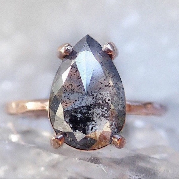 Personalizado: Anel de diamante com sal e pimenta e pera