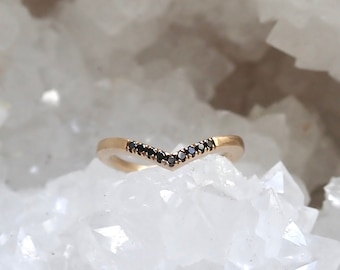 Chevron Pavé Diamond Wedding Band, with Black Diamonds
