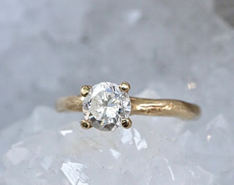 Twig Diamond Engagement Ring. Branch Diamond Ring. Nature Engagement Ring