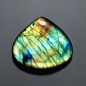 Labradorite Cabochon, Labradorite a forma di cuore Cabochon, Spectrolite Cabochon, Multi Viola Labradorite Cabochon, Ideale per l'avvolgimento di fili, 38 MM