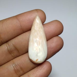 Roze scoleciet cabochon, scoleciet cabochon, peervormige cabochon, scoleciet cabochon, topkwaliteit scoleciet cabine, scoleciet cabine voor draadwikkeling, 44 mm