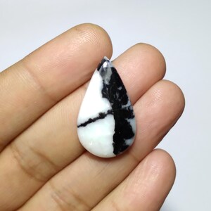 Cabochon witte buffel, cabochon witte buffel peervorm, cabochon witte buffel, witte buffel van topkwaliteit, cabochon van topkwaliteit voor draadwikkeling, 31 mm