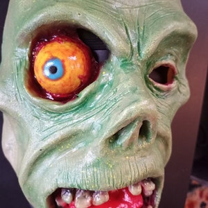 Green Shock Monster Half Mask