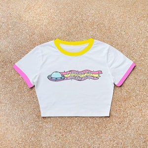 I Want to Believe UFO Crop Ringer T-shirt - Funny Alien Tee