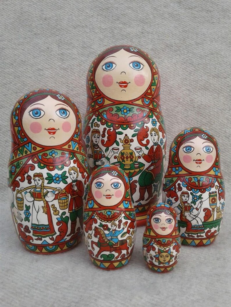 Russian nesting doll. Matryoshka Love story. Etsy