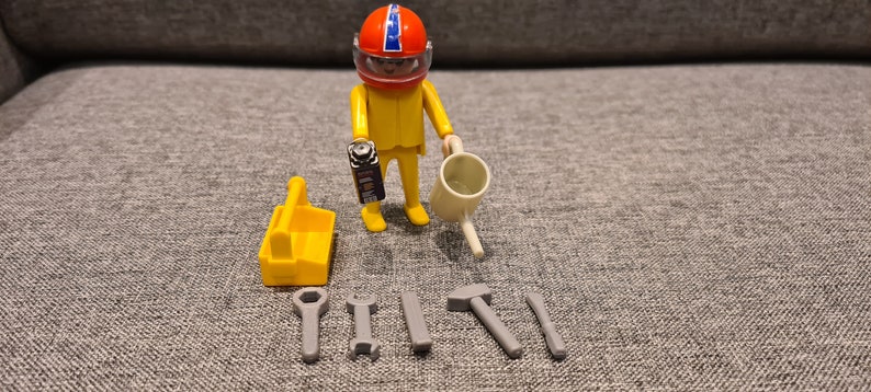 Rare Vintage Playmobil 1974 Figure Technician good condition fully equipped.