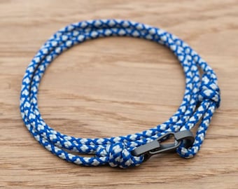 Blue and White Diamond Rope Bracelet, Carabiner Clip Wrap Bracelet, Nautical Style Rope, Mens Bracelet, Minimalist, Climbing Bracelet, PGUK