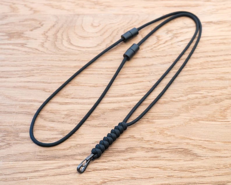 Lanyard identificativo in paracord personalizzato, doppie chiusure di sicurezza, nodo a serpente, moschettone, porta badge, cordino da collo, accessorio porta badge, PGUK immagine 1