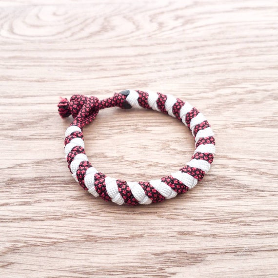 Handwoven 4 Strand Braid Paracord Bracelet Pguk Knot And Loop Closure 77 Colours Mens Bracelet Wristwear Elegant Professional