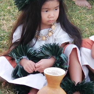 Ali&#39;i Full Ti leaf Hula Kahiko Set- fresh or silk leaves