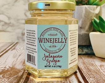 Jalapeño Grigio Wine Jelly, Pepper Jelly, Pepper Jam, Jalapeno Pepper, Great Gift, Foodie Gift, All Natural, Wine Lover Gift
