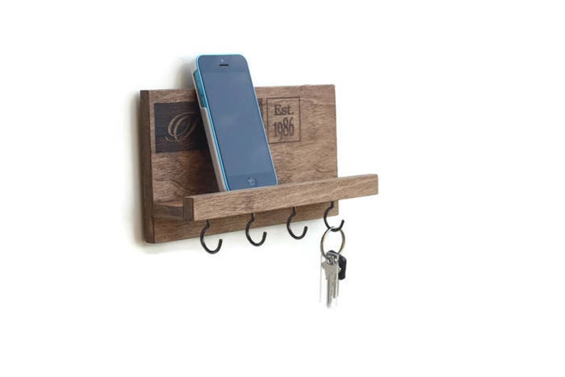 Key Holder for Wall Personalized Key Rack, Housewarming Gift, Wedding Gift, Entryway Organizer, Engraved Key Holder, Custom Name, Key Rack image 6