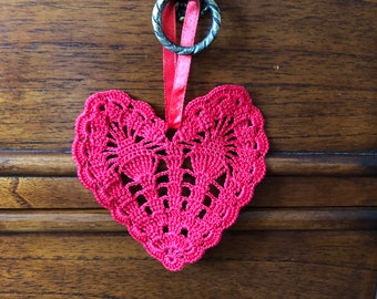 Crochet Valentine doily/Crochet heart shaped doilies/Crochet tablecloth/Handmade gift