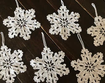 Beautifully crochet set of 10 snowflakes/Christmas tree decoration/Christmas ornament/handmade gift