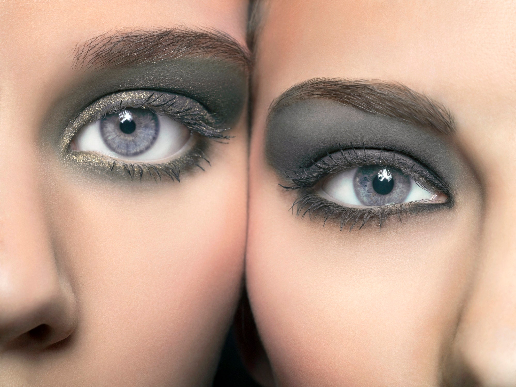 4. Blue Eyeliner Makeup for Dark Hair and Blue Eyes - wide 3