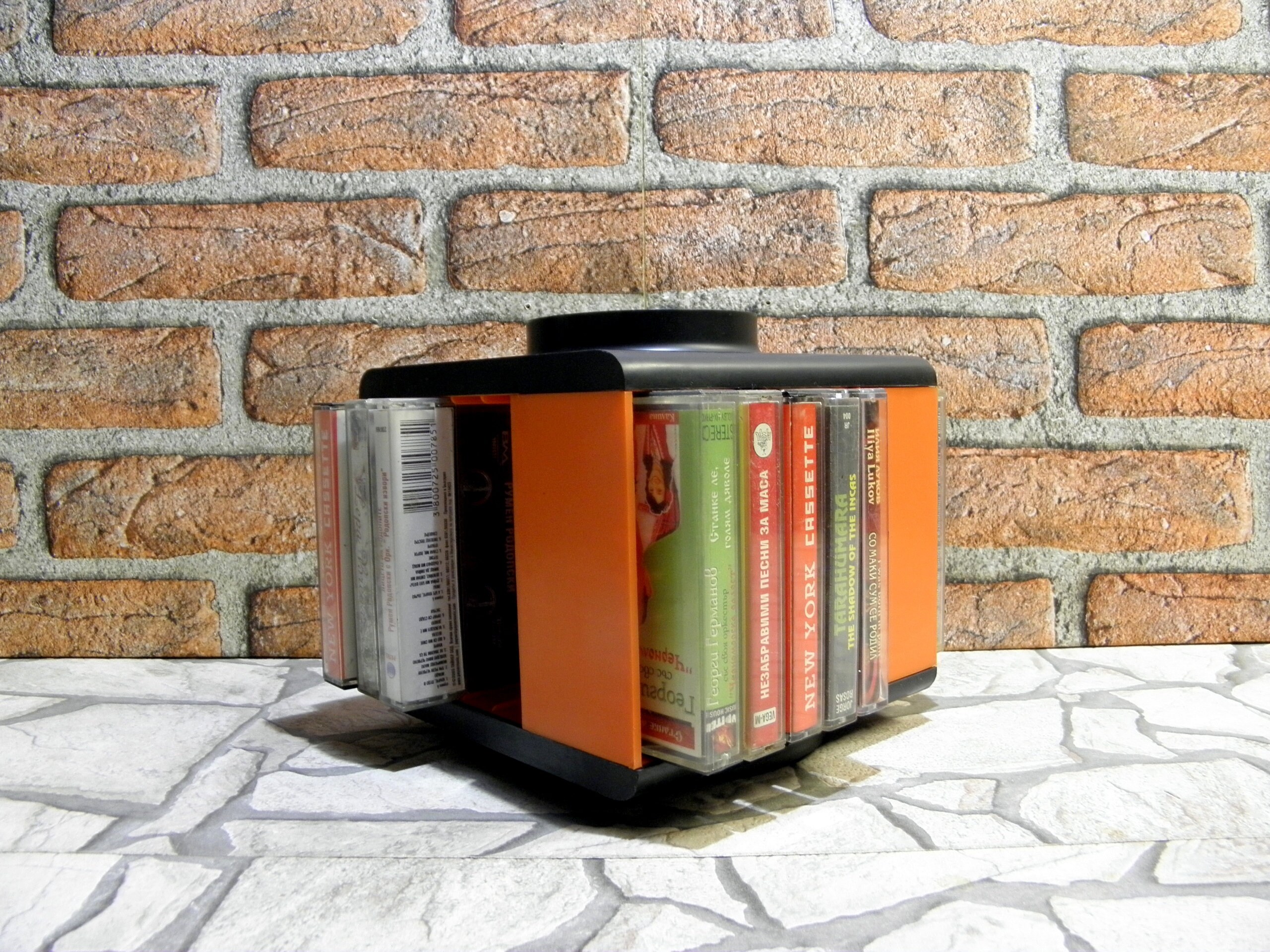 On Sale, Vintage Cassette Carousel Holds 20/32 Tapes Bar Green In Color