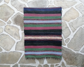 Vintage Handwoven Rag Rug: Bulgarian Folk Art, Striped Kilim (59.1 x 28.9 in)