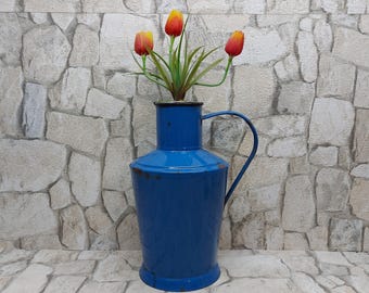 Vintage Blue Enamel Milk Jug: 5 Litre Decorative Pitcher