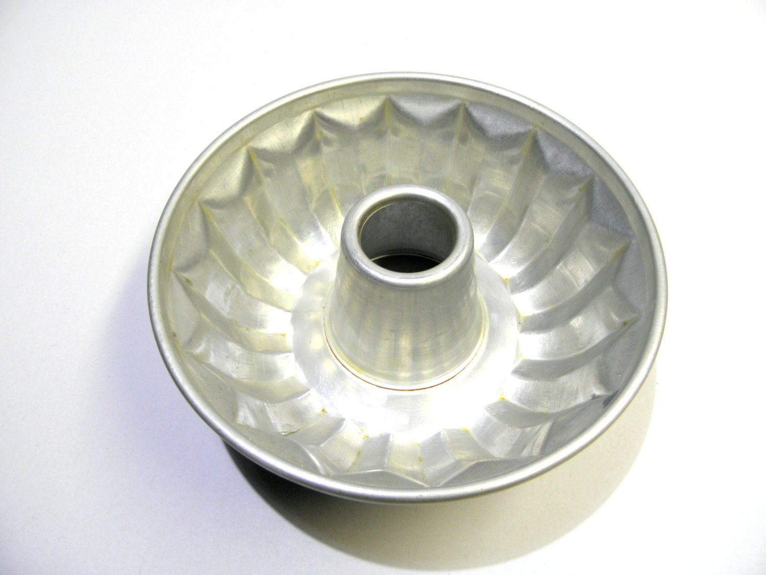 Vintage aluminum bundt cake pan Jelly mould bowl Aspic bowl | Etsy