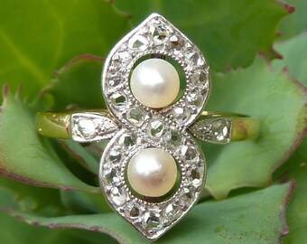 Bague perle et diamants taille rose en platine et or jaune 18 cts, début XXème, France