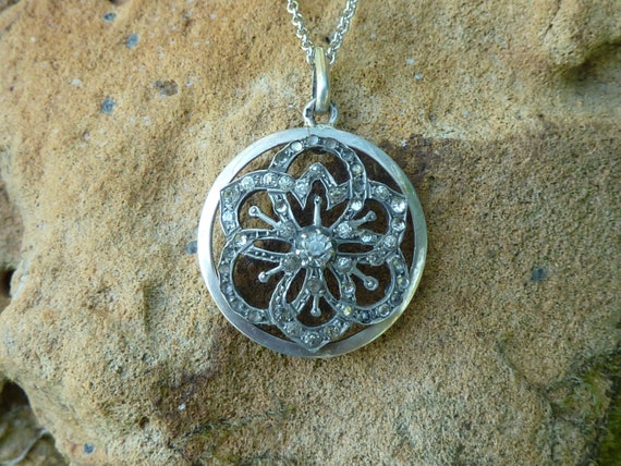 Collier Ancien En Argent Sterling – Style 19ème Siècle – Occasion Avec Patine Du Temps