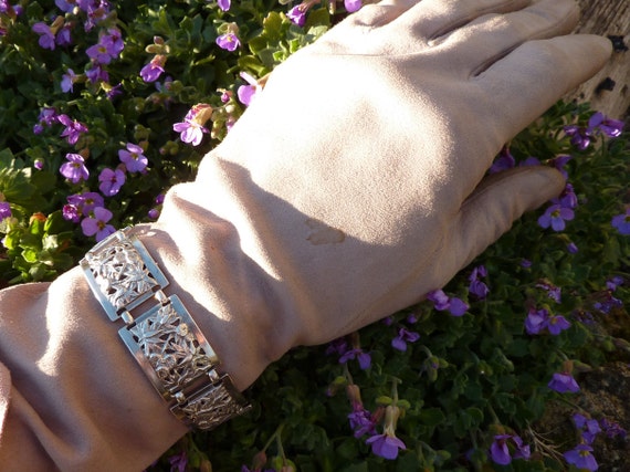 Bracelet Ancien En Argent Avec Fleurs En Vermeil - À Restaurer (un Anneau Dessoudé) - Bijou Vintage
