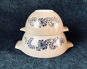 Vintage Pyrex Homestead Cinderella Mixing Bowls, Set of 2