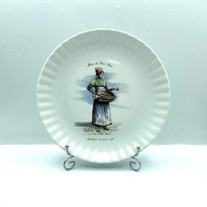 Vintage Wunsiedel Bavarian Porcelain Dinner Plate, Metiers du Vieux Paris