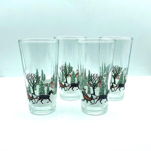 Vintage Christmas Sleigh Ride Water Tumblers, Set of 4